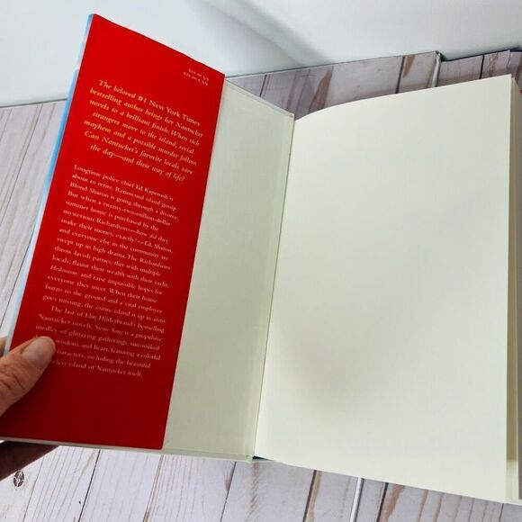 Elin Hilderbrand Book Bundle Swan Song Summer People - Picture 2 of 7